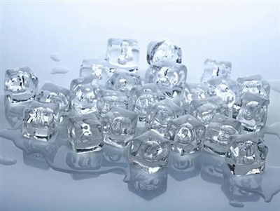 Dej khov ua dej khov vs cov dej khov: Dab tsi yog qhov sib txawv?